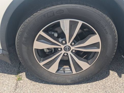 Used 2024 Nissan Murano SV FWD image 10