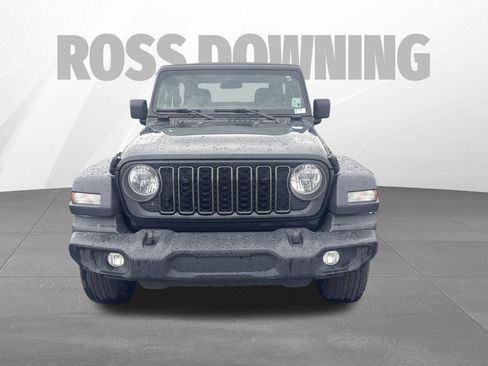 Used 2024 Jeep Wrangler Sport AWD/4WD image 2