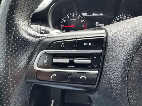 Used 2020 Kia Stinger GT1 RWD image 22
