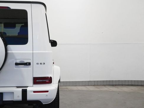 Used 2025 Mercedes-Benz G 63 AMG AMG G 63 image 14