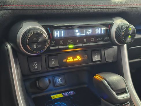 Used 2023 Toyota RAV4 XSE w/ Weather Package image 33