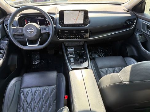 Used 2023 Nissan Rogue Platinum w/ Platinum Premium Package image 15