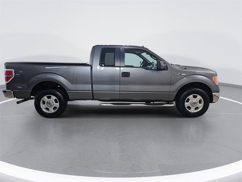 Used 2014 Ford F150 XLT image 2