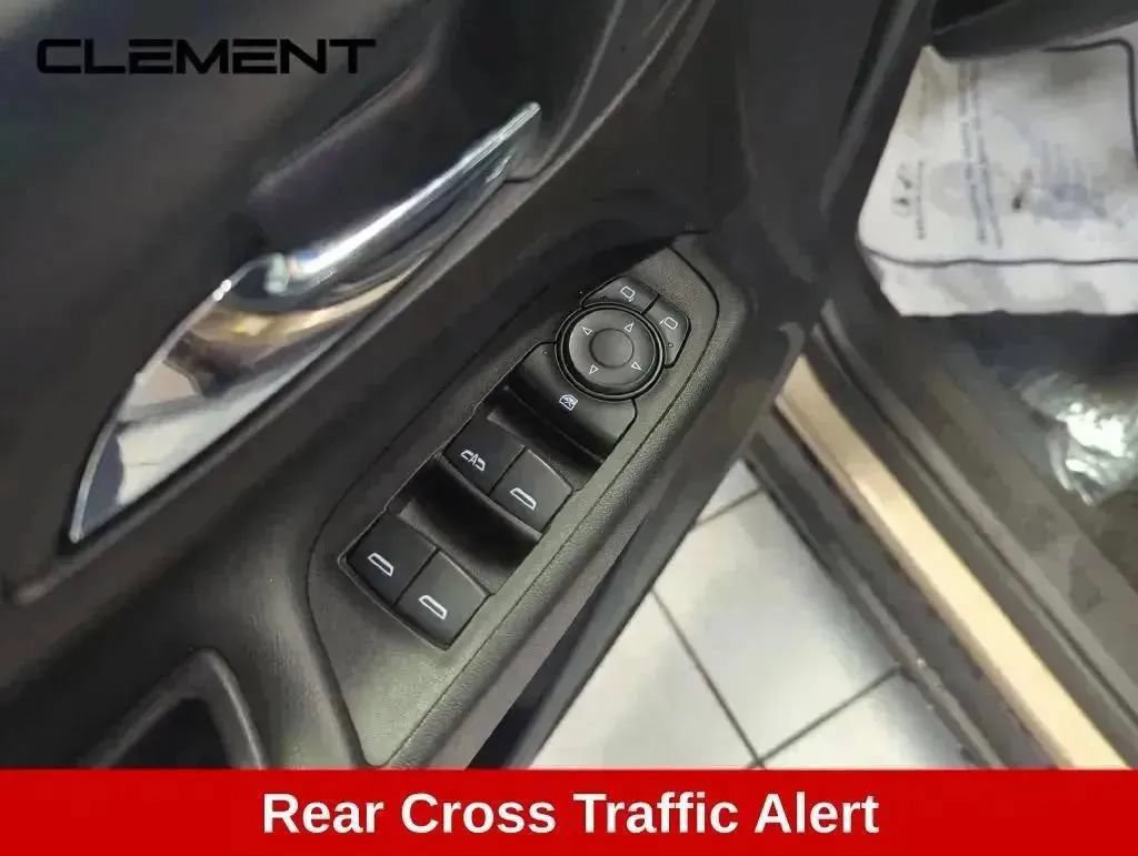 Used 2019 Chevrolet Equinox LT AWD/4WD image 57