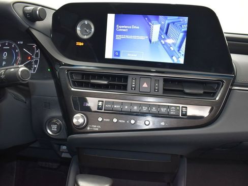 Used 2024 Lexus ES 350 image 28