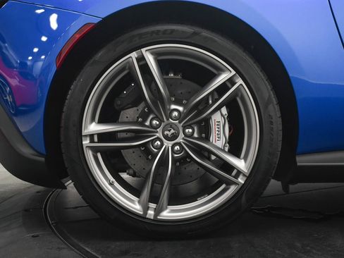 Used 2025 Ferrari Roma Spider image 37