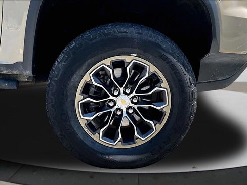 Used 2021 Chevrolet Colorado ZR2 AWD/4WD image 31