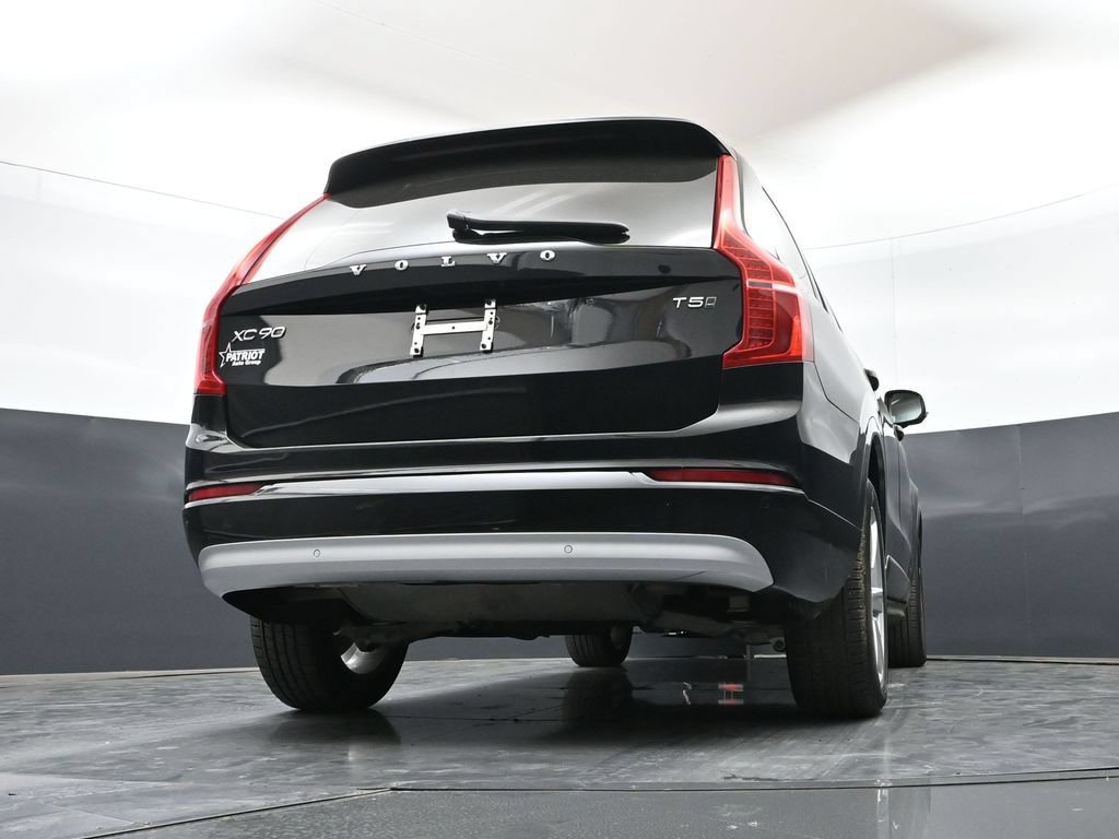 Used 2022 Volvo XC90 T5 Momentum AWD/4WD image 45