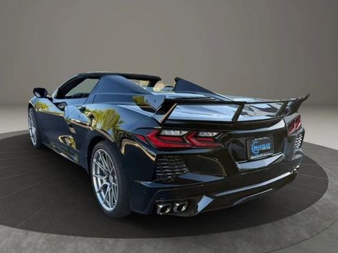 Used 2022 Chevrolet Corvette Stingray Preferred Conv w/ Z51 Performance Package RWD image 3