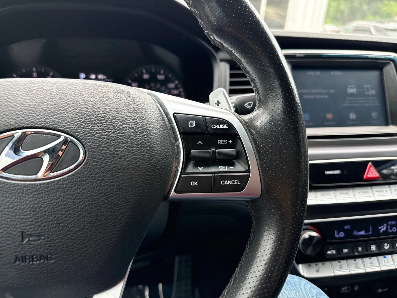 Used 2019 Hyundai Sonata Sport FWD image 17