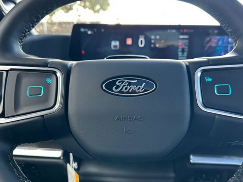 New 2026 Ford Expedition Platinum image 22