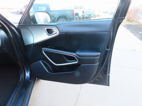 Used 2024 Kia Soul LX w/ Option Group 015 image 9