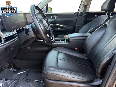 Certified 2024 Kia Sorento S AWD/4WD image 9