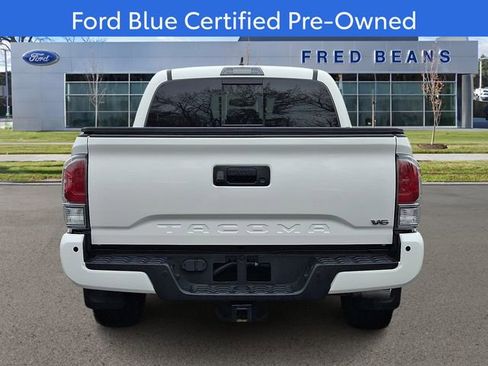 Used 2022 Toyota Tacoma TRD Sport image 6