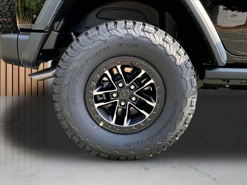 New 2026 Jeep Wrangler Unlimited Rubicon 392 w/ Quick Order Package 27X Moab AWD/4WD image 31