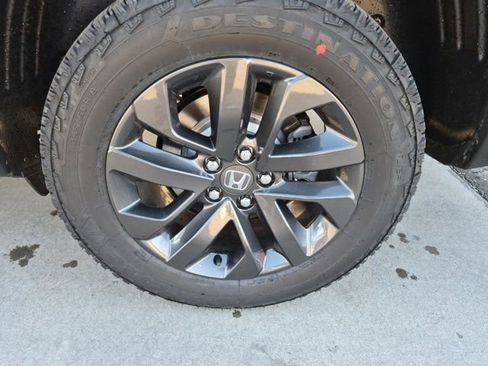 New 2026 Honda Ridgeline Sport image 4