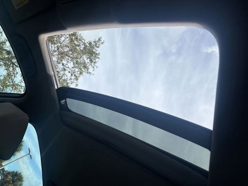 Used 2019 Honda Accord EX-L image 3