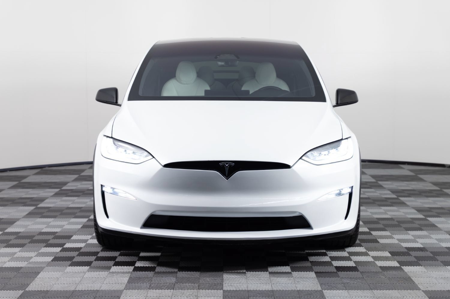 Used 2023 Tesla Model X AWD/4WD image 11