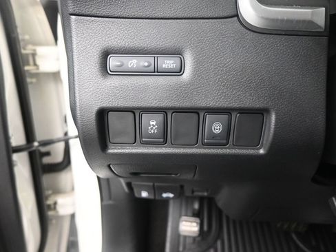 Used 2020 Nissan Murano S w/ Technology Package FWD image 14