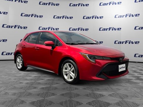 Used 2022 Toyota Corolla SE w/ SE Preferred Package FWD image 8
