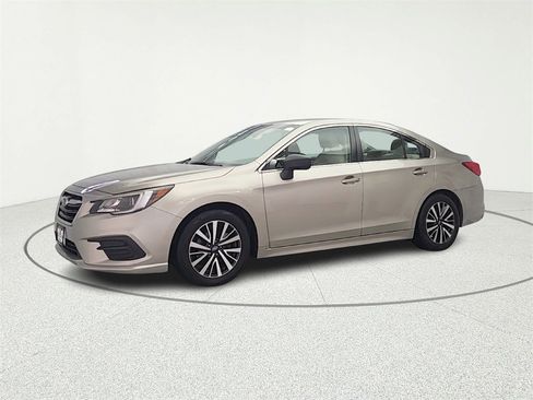 Used 2019 Subaru Legacy 2.5i w/ Alloy Wheel Package image 3