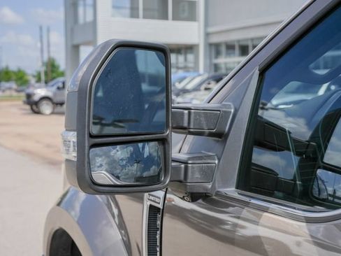 Used 2019 Ford F450 Limited AWD/4WD image 16