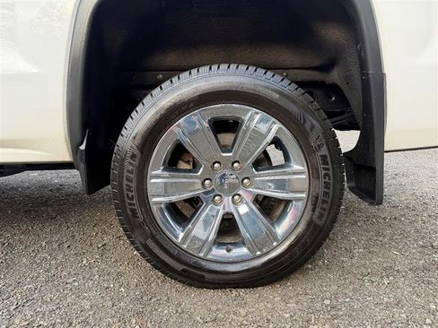 Used 2014 GMC Sierra 1500 SLT w/ SLT Crew Cab Value Package AWD/4WD image 10