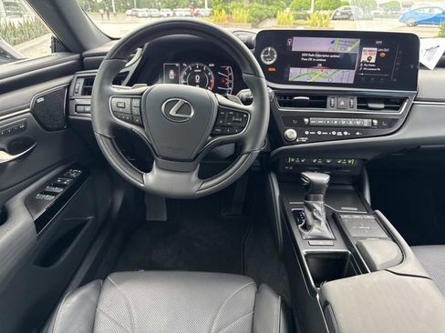Used 2022 Lexus ES 350 Ultra Luxury image 26