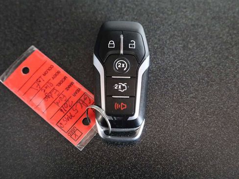 Used 2016 Ford Edge Titanium w/ Equipment Group 301A image 41