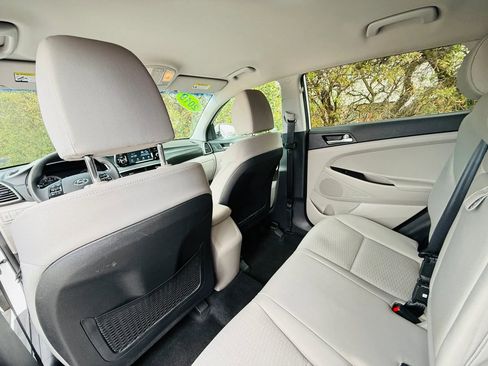 Used 2019 Hyundai Tucson SE image 57