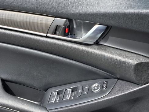 Used 2022 Honda Accord Sport image 26
