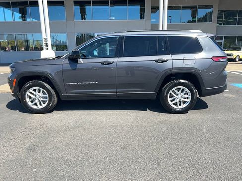 New 2025 Jeep Grand Cherokee L Laredo image 7