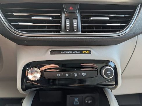 Used 2023 Ford Escape SE FWD image 24