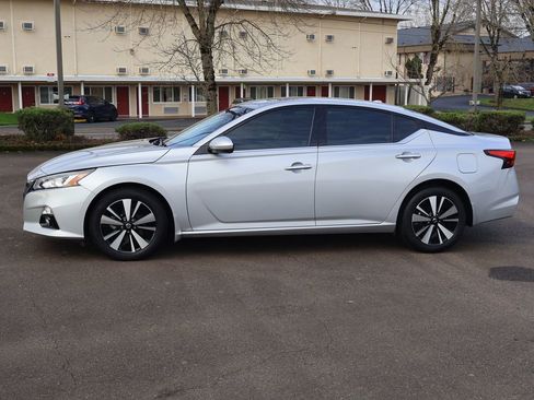 Used 2021 Nissan Altima 2.5 SL image 3
