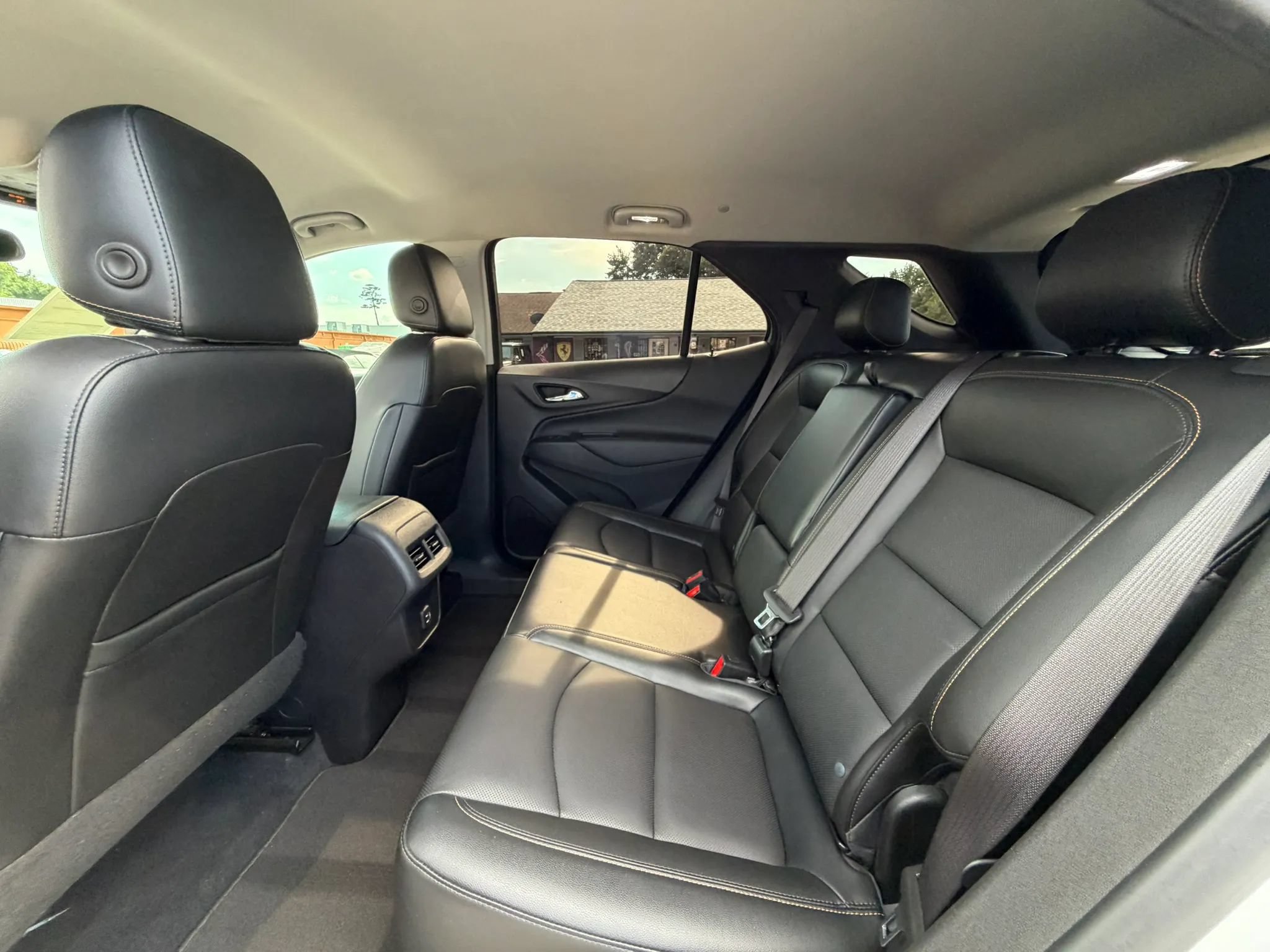 Used 2021 Chevrolet Equinox LT FWD image 25