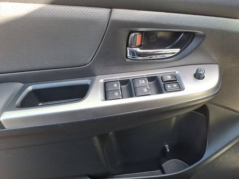 Used 2017 Subaru Crosstrek 2.0i Limited AWD/4WD image 10