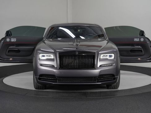Used 2019 Rolls-Royce Wraith image 11