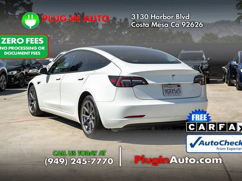 Used 2023 Tesla Model 3 Standard Range RWD image 2