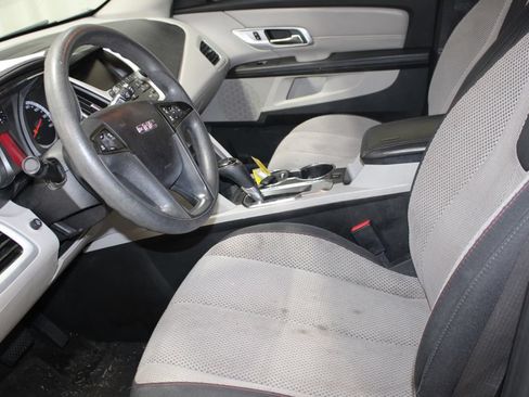 Used 2017 GMC Terrain SLE FWD image 25