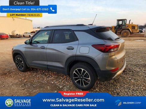 Used 2024 Chevrolet TrailBlazer LT w/ Driver Confidence Package image 3