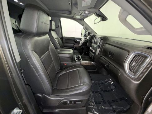 Used 2022 GMC Sierra 3500 Denali AWD/4WD image 27