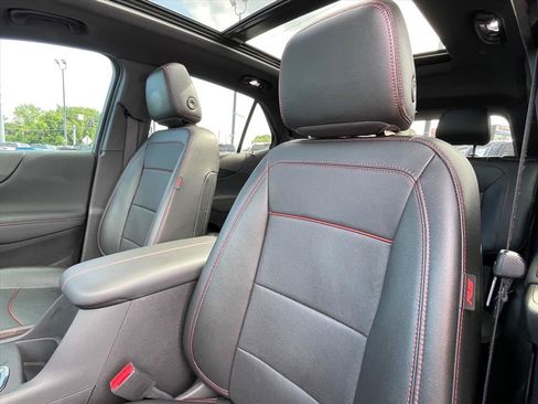 Used 2024 Chevrolet Equinox RS FWD image 23