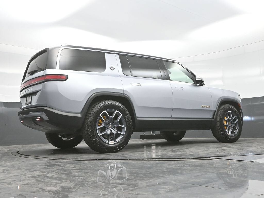Used 2023 Rivian R1S Adventure Quad AWD/4WD image 31