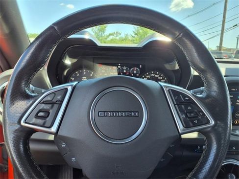 Used 2021 Chevrolet Camaro LT image 19