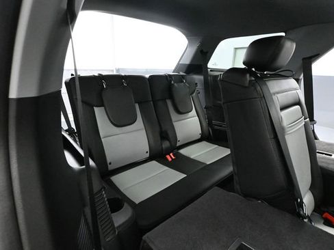 Used 2024 Ford Explorer XLT w/ XLT Sport Appearance Package image 54