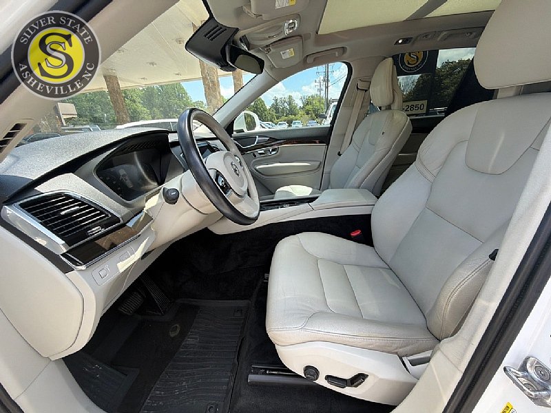 Used 2017 Volvo XC90 T6 Momentum w/ Vision Package AWD/4WD image 11