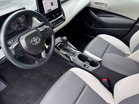 Certified 2024 Toyota Corolla LE FWD image 9