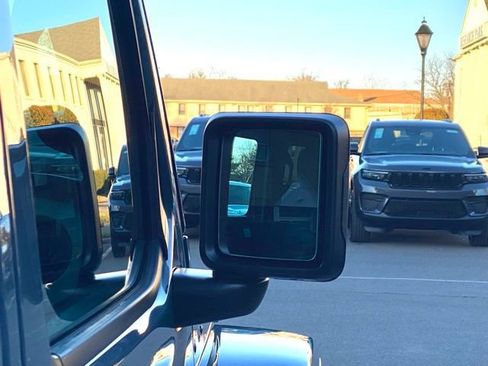 New 2026 Jeep Gladiator Willys image 13