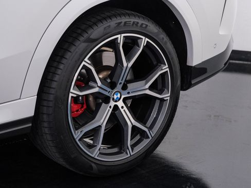 Used 2021 BMW X6 xDrive40i w/ M Sport Package image 53
