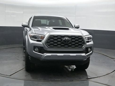 Certified 2021 Toyota Tacoma TRD Sport image 5